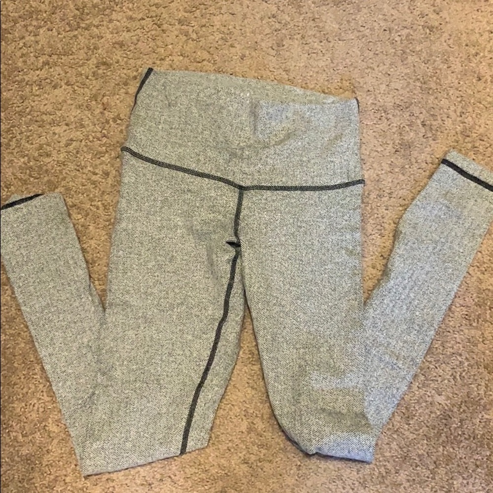 Lululemon Athletica Wunder Under leggings